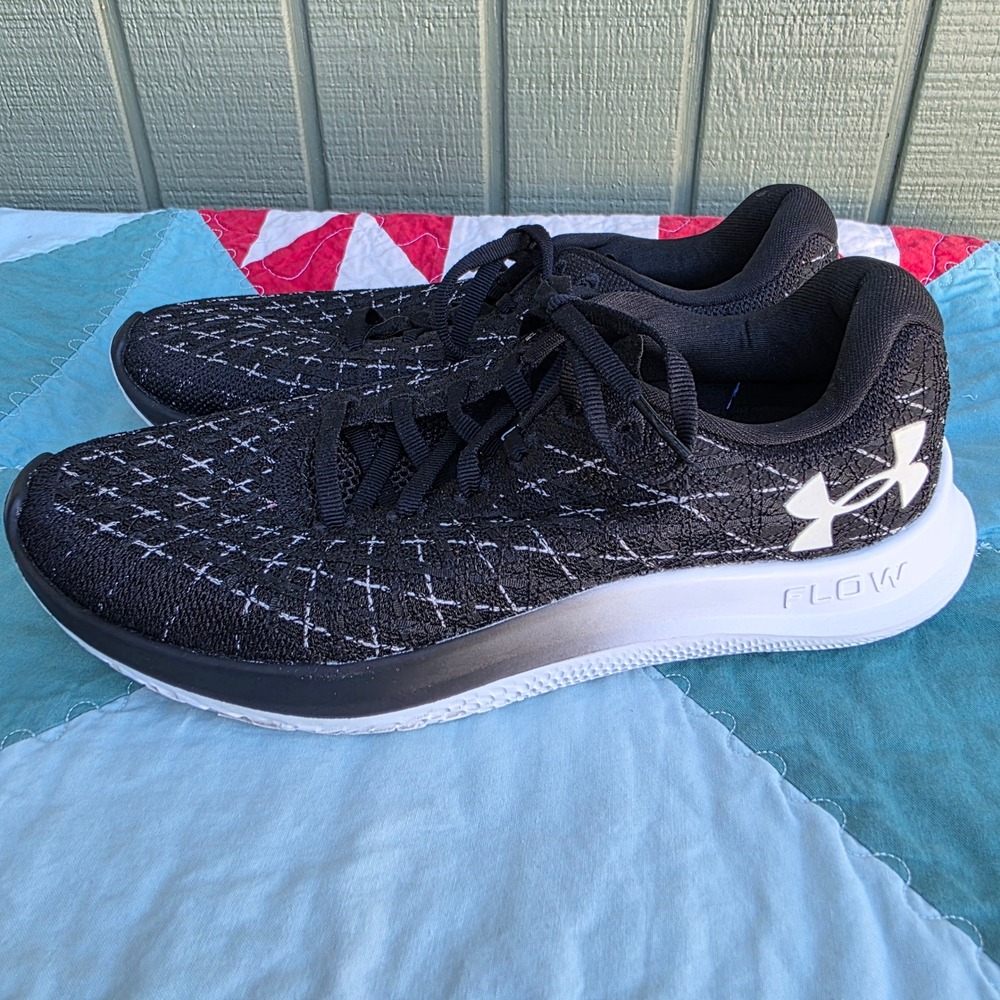 Under Armour Flow Velociti Wind Running Shoes Womens 9 Black Warp Knit Sneakers